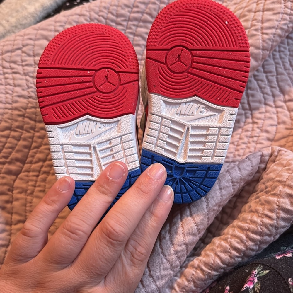 Nike/jordan Kids Red and Blue Sneakers - Picture 3 of 4